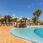 Appartement In Roquetas Near Sea *